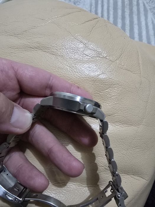 Обмен Японские часы Citizen CB0240-88L