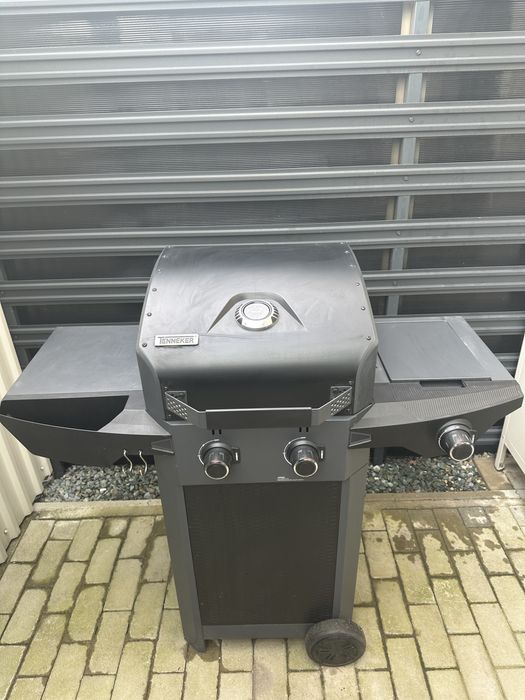 Gratar gaz Tenneker