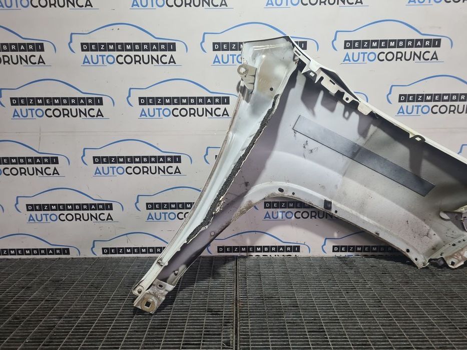 Aripa Stanga Fata Jeep Cherokee V 2013 - 2017 4 Usi ALB (951)