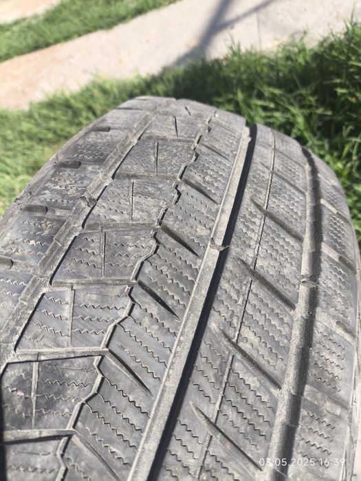 Продается комплект зимних шин!