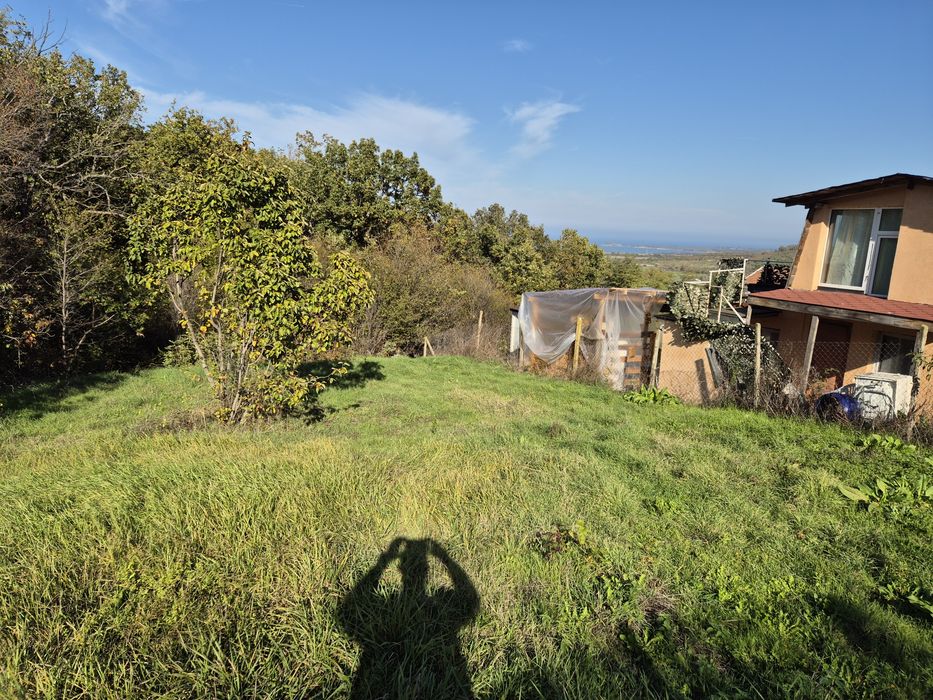 Парцел в Атия в.з.Миньор