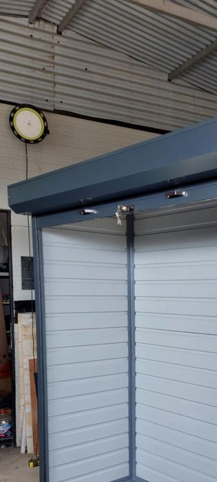 Dulap metalic parcare pentru depozitare