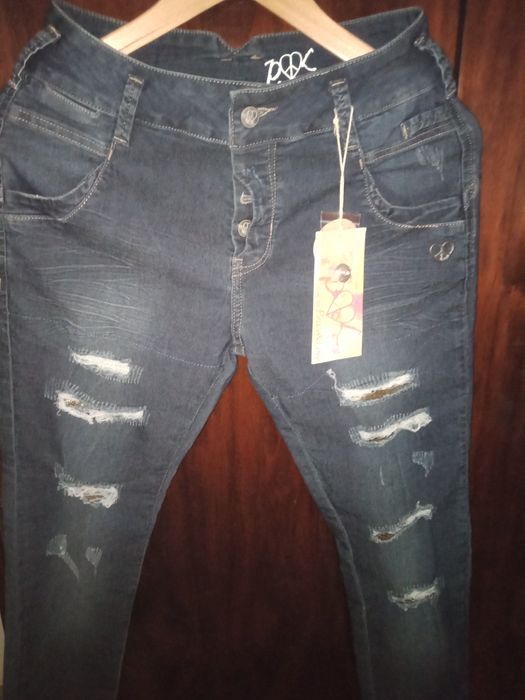 Джинсы для девушек