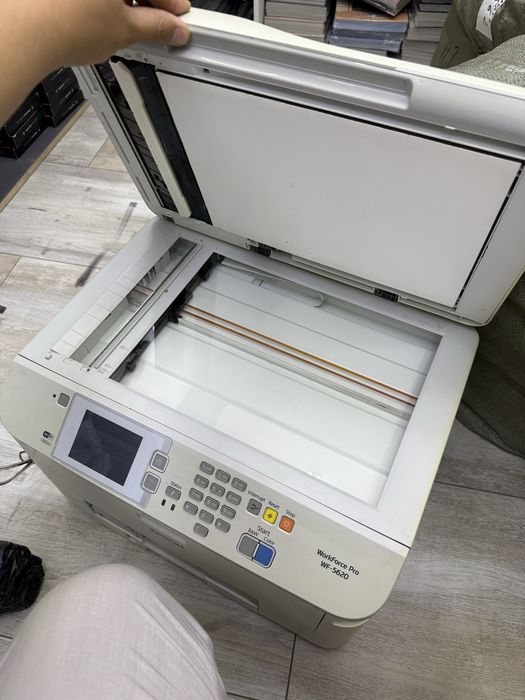 Продаётся Epson WorkForce Pro WF-5620
