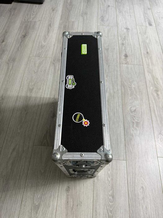 Vand Rack cutie puteri 2U