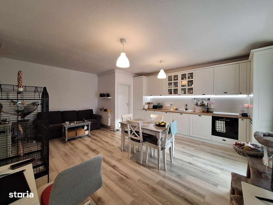 Apartament confort sporit, 66,4 mp, balcon, zona Eroilor — fotografia 1