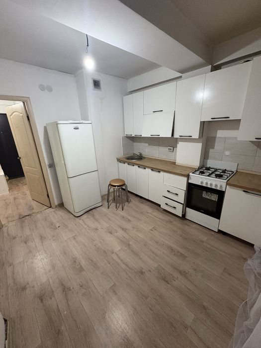 Indesit холодильник