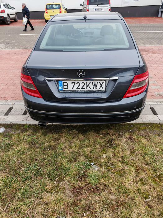 Vand Mercedes Benz  C220 Avantgarde diesel din 2011, 170 CP