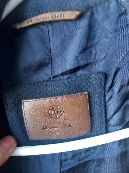 Vând palton massimo dutti