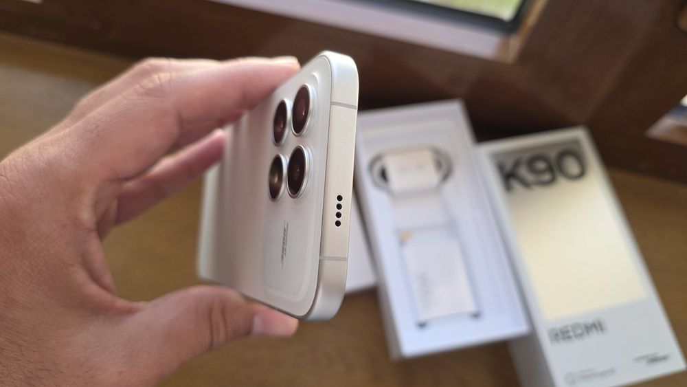 Redmi K90 в наличии