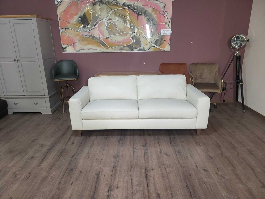 Италиански светло кремав кожен диван тройка "NATUZZI"