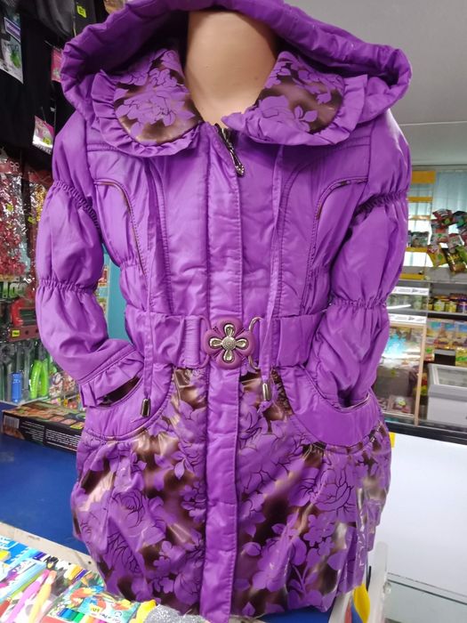 Куртки на девочек