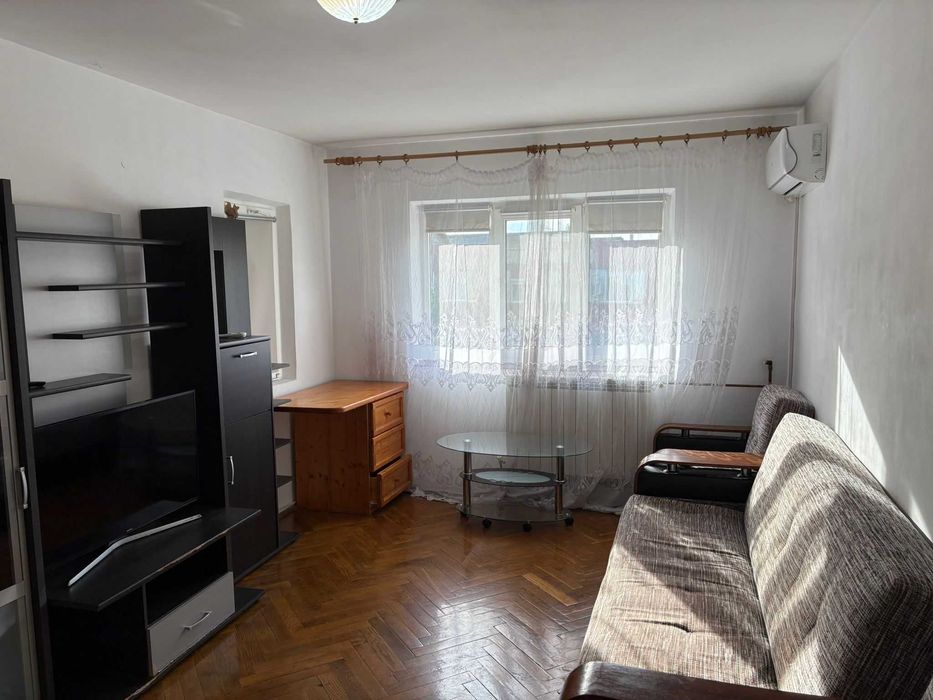 Apartament cu 3 camere, Oradea