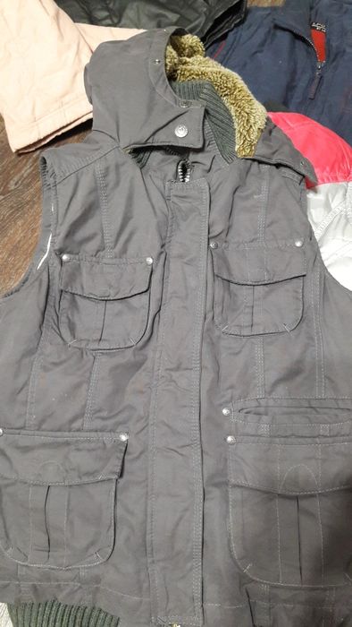 Детские безрукавки Second Hand