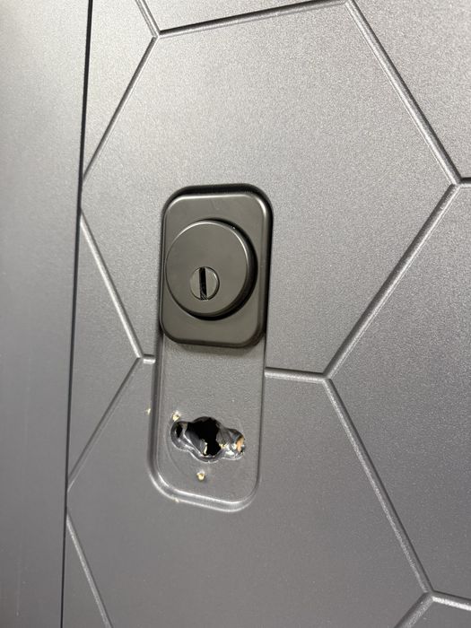 Продам дверь Luxor 2МДФ 3Д (860мм) левая