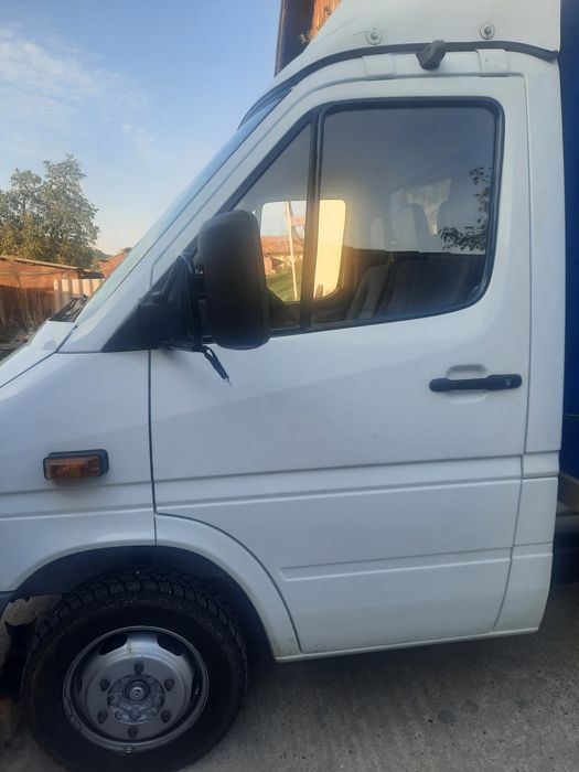 Mercedes Sprinter 411
