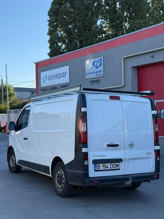 Opel Vivaro 1.6 CDTI 116CP 2015 L2 - 6 m3, economic, acte la zi