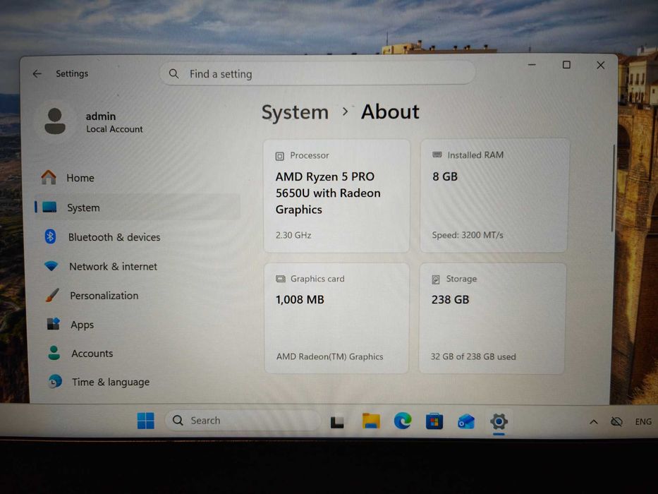 Laptop Lenovo ThinkPad T14 Gen 2 AMD, 14" FHD IPS, AMD Ryzen 5 PRO 5650U 6-core, 8 GB DDR4, 256 GB SSD m2 PCIe, Windows 11 Pro