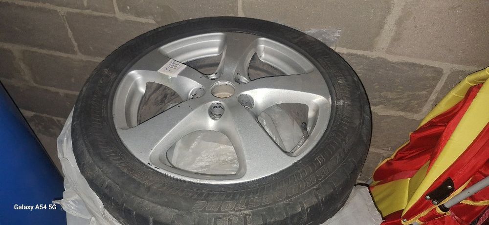 Продаю титанка на 17 5*112.