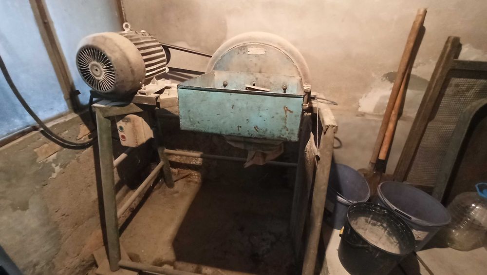 Фуражомелка трифазен ток