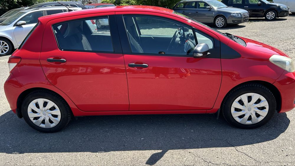 Toyota Yaris 2012