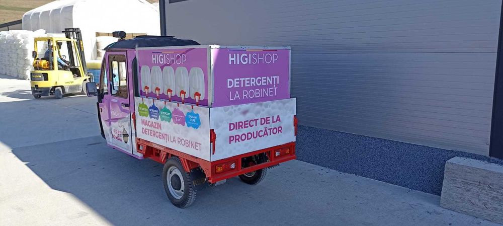 Masinuta cu detergenti!