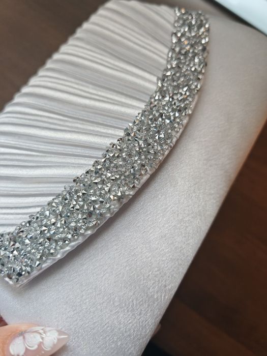 Сватбен халат и аксесоари