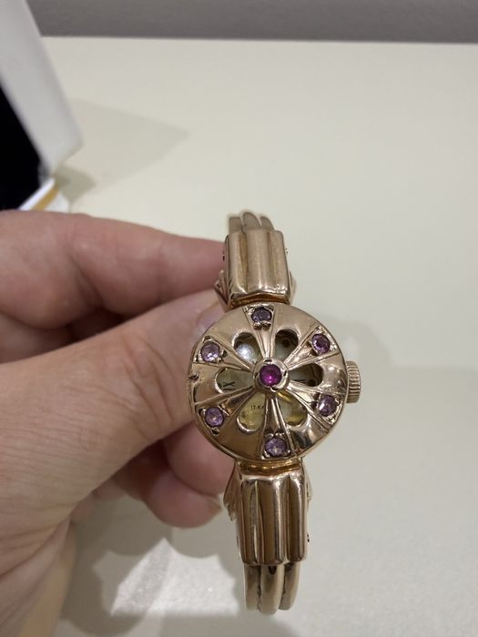 583 Чайка Тилла соат