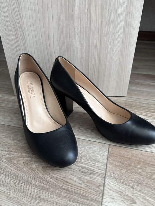 Продаются туфли новые