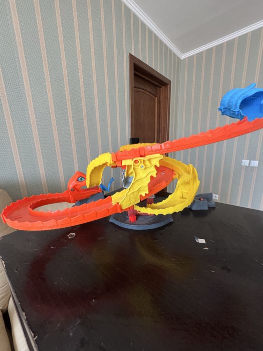 Hot wheels атака кобры ( хот вилс) игрушка для детей