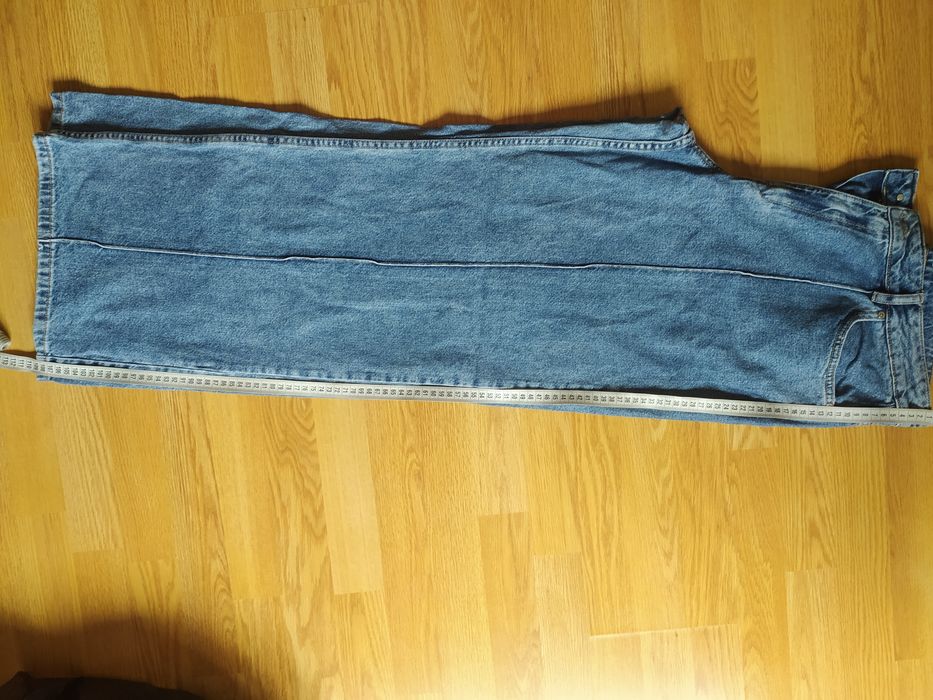 Дамски MANGO дънки с ръб