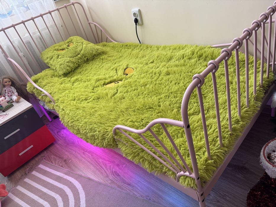 Детско разтегателно легло IKEA MINNEN – розово. Без матрак