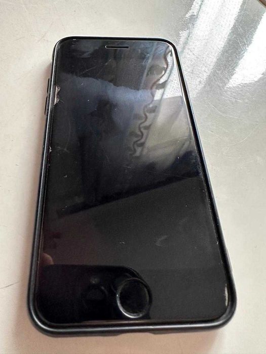 IPhone 8 (64 гб) черный
