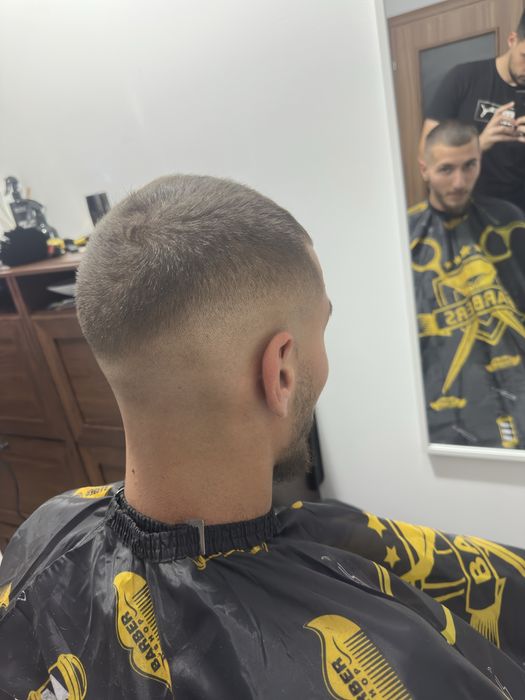 Servicii de frizerie la domiciliu