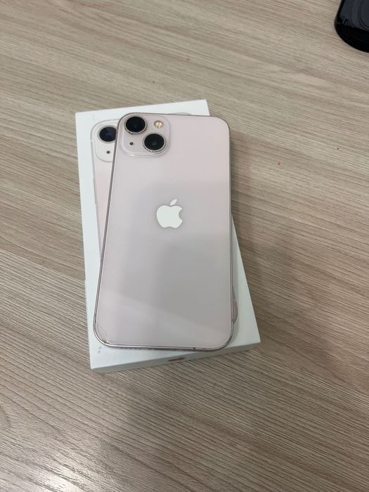 Продам iPhone 13 256 ГБ айфон 13