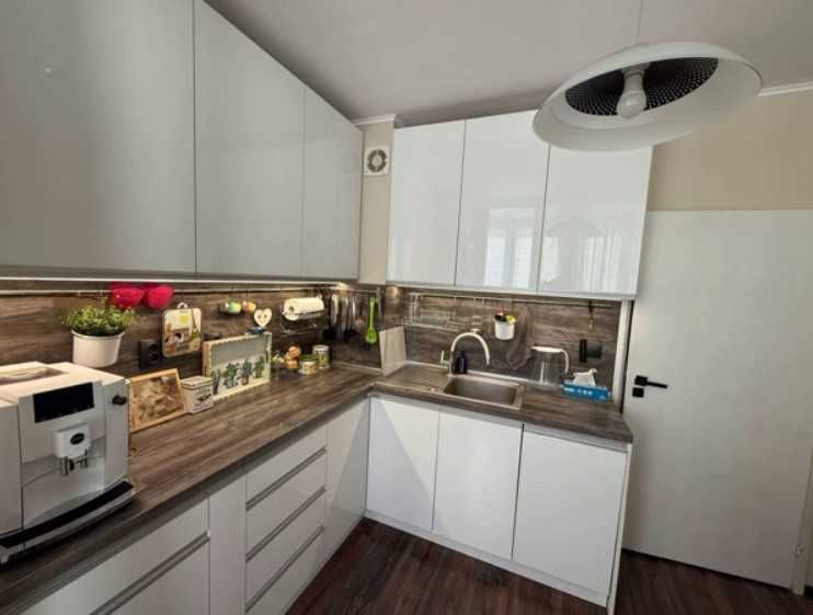 Дава се под наем Двустаен апартамент в София, Слатина - 80 кв.м за 697.17 € - Снимка #3