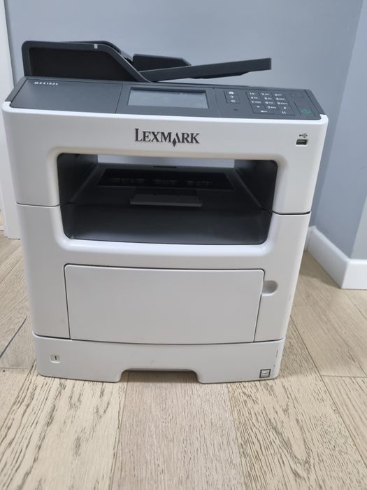 Imprimanta Lexmark cu scanner