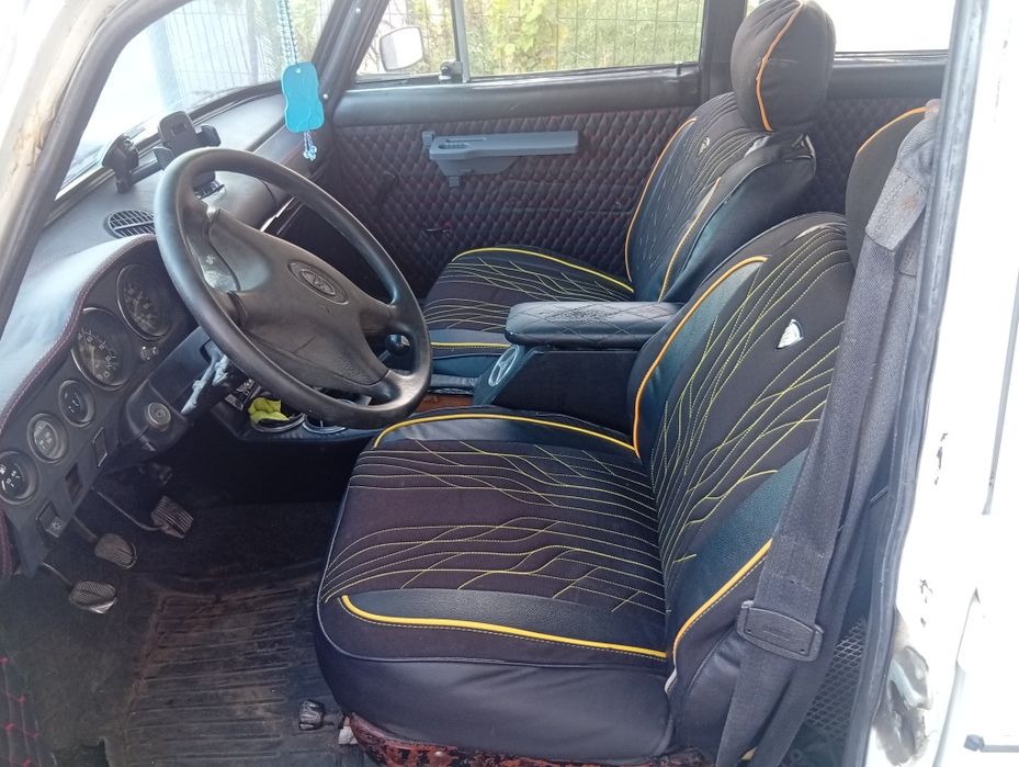 Vaz 2106 sotiladi