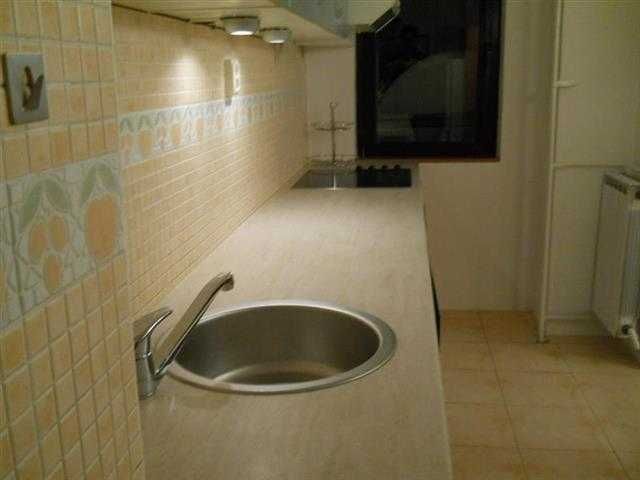 Дава се под наем Двустаен апартамент в Бургас, Меден рудник - зона А - 54 кв.м за 204 € - Снимка #4