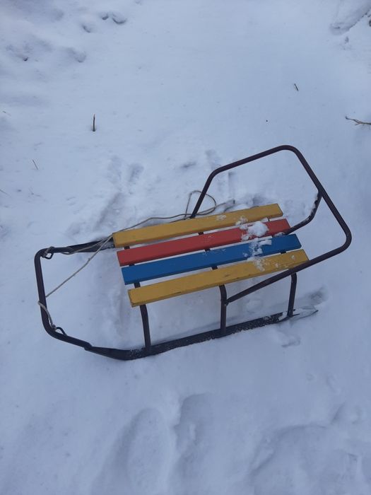Продам сани десткие