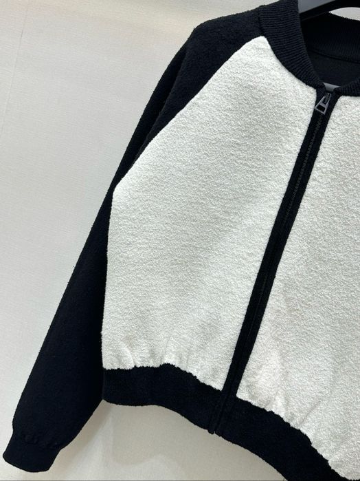 яке суичър D.I.O.R.