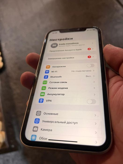Айфон 11 в хорошом состоянии
