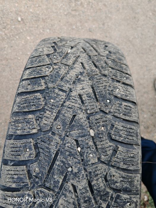 Продам Зимние Шины