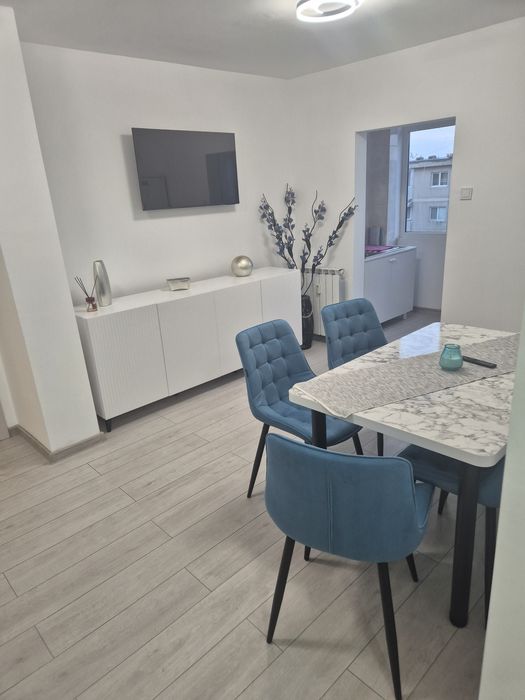 Apartament 2 camere de închiriat