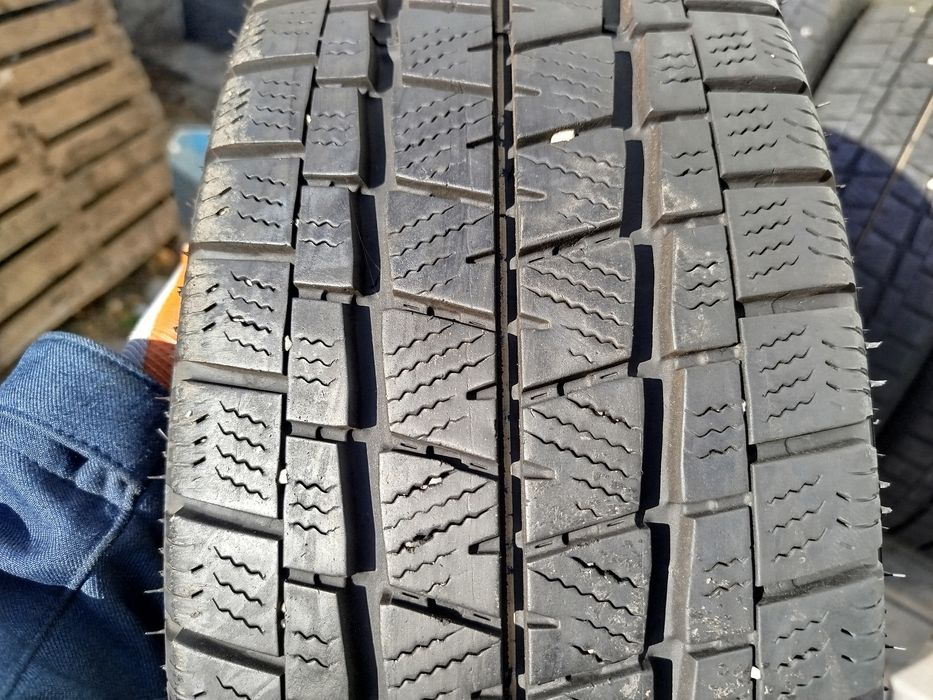 195/60/16 С Фалкен ДОТ 2018 г - Баничарки