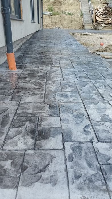 Beton amprentat  .