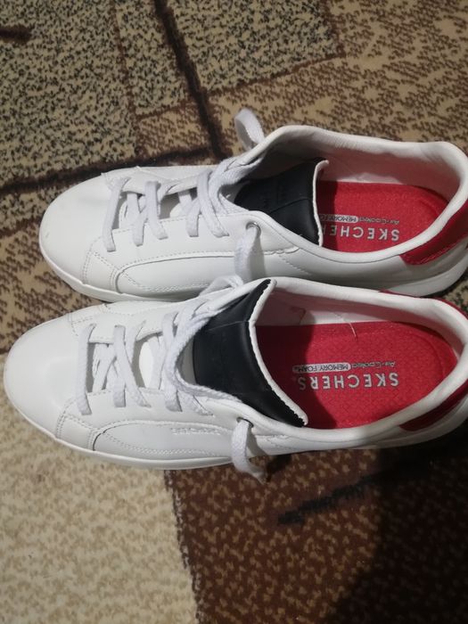 Pantofi sport albi