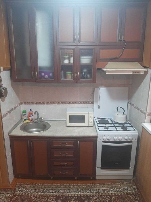 Срочно уй сотилади