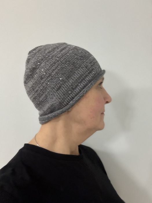 Шапочка вязанная машина +ручная