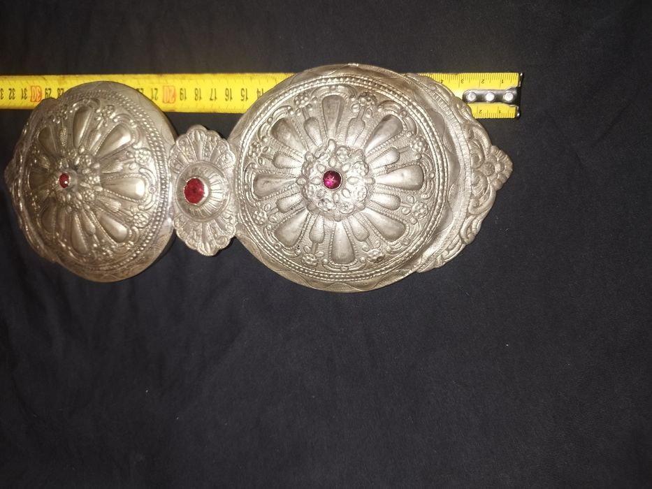 Сребърни пафти..